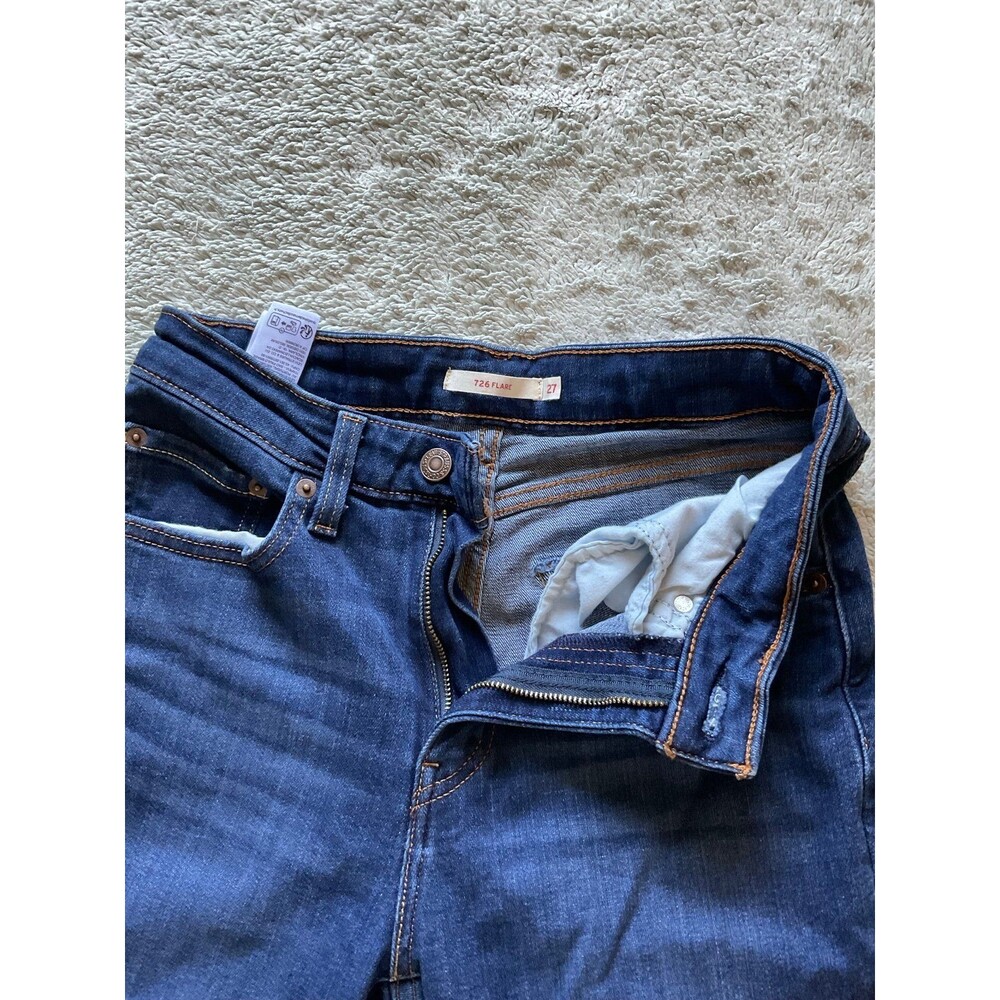 Levis Jeans Womens 27x32 Flare 726 Dark Wash High Rise Stretch Denim Boho Hippie - Picture 5 of 11